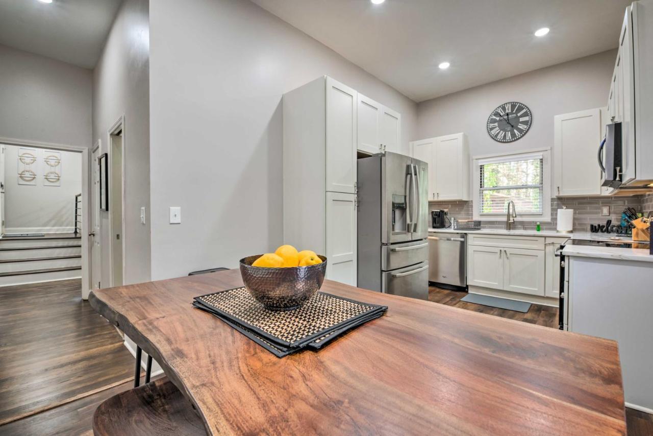 Atlanta Retreat With Deck In Greenbriar Area! Dış mekan fotoğraf